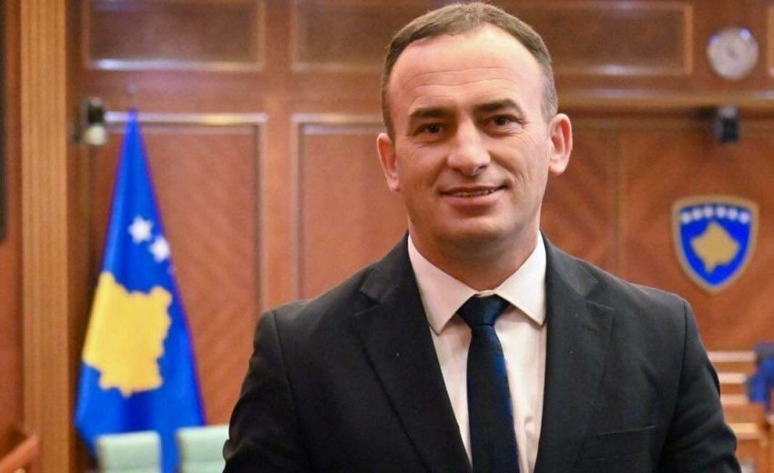 Deputeti i VV-së: Zyrtarët që janë të dënuar dhe kanë aktakuzë nuk duhet të kandidojnë për deputetë - Gazeta Bulevard