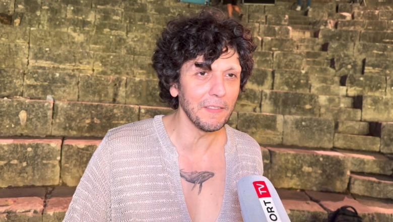 Ermal Roka Java Kulturore italiane/ Ermal Meta koncert në skenën 2300-vjeçare të ...