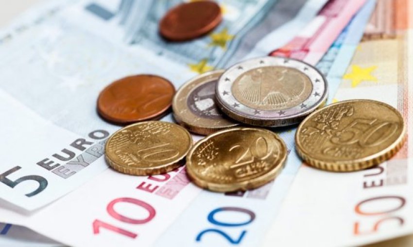 Deficiti tregtar i Kosovës arrin në 6 miliardë euro, ekonomistët ...