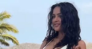 Salma Hayek ndez rrjetin me kërcim sensual