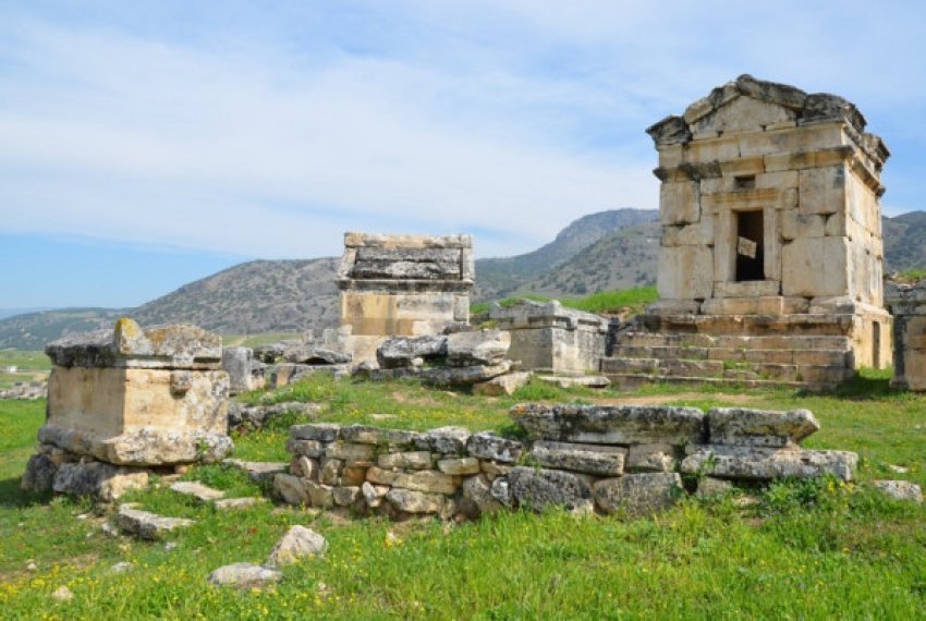 Zbulohet një shtëpi-këshilli 2050-vjeçare në Turqi - Gazeta Bulevard