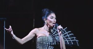 Nicole Scherzinger kritikohet pasi vonoi fansat një orë në koncertin e saj