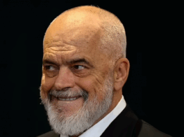 Noc Rroku e kapi Maduron si lepurush për veshësh, po Palloshin e Gjatë?