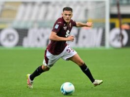 Në qendër të projektit, por shifrat nxjerrin “zbuluar” Asllanin, mesfushorit kuqezi i mungon “prekja magjike”