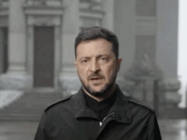 Zelensky i drejtohet kombit: Jemi në moment të vështirë! Ose do humbasim dinjitetin, ose do humbasim një partner si SHBA