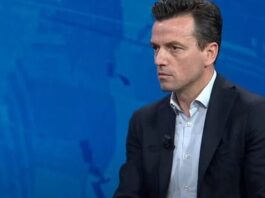 I katërti opozitar në radhë me protestë individuale. Agron Shehaj paralajmëron tryezë në mbrojtje të drejtësisë