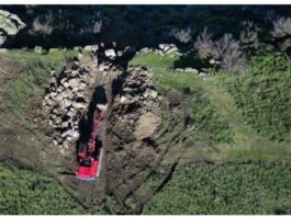 Gërmimet me buldozer në Parkun Arkeologjik në Finiq, studiuesi Auron Tare: Doli në pah sëmundja e rëndë që ka kapluar trashëgiminë tonë kombëtare