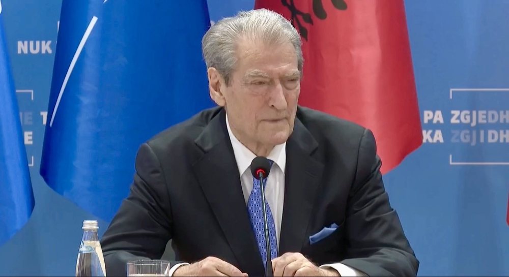Berisha: Protestë kombëtare më 22 dhjetor! Do nxitim protesta gjer në ...