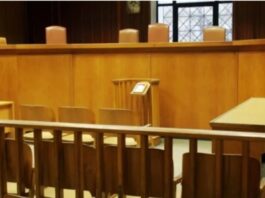 U dënua me 15 vite burg pasi u akuzua për përdhunimin e një 19-vjeçari, prifti shpallet i pafajshëm