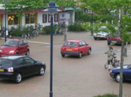 Qyteti pa sinjalistika rrugore ndodhet në Holandë – tani mund të ketë një të tillë edhe në Francë