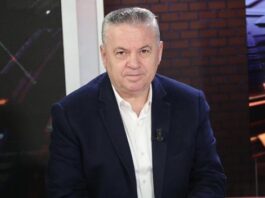 “E mbushi me baltë”, Murrizi akuzon Berishën: Një vit pa pastruar PD-në, nuk la as m** pa futur brenda