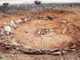 Arkeologët zbulojnë një varr masiv misterioz mbi 3000-vjeçar! Ja çfarë përmbante tuma e lashtë