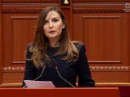 ‘Taksa e padeklaruar’, Tabaku: Korrupsioni që po mbyt biznesin dhe ekonominë shqiptare