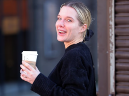 Helen Flanagan shfaqet pa grim në ditën e parë të provave teatrale