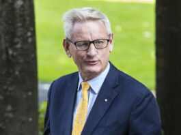 Ish‑kryeministri suedez, Carl Bildt: Trumpit nuk i intereson Europa, rreziku për Groenlandën është real