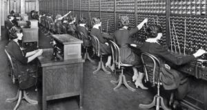 Ngritja dhe rënia e operatorëve telefonikë