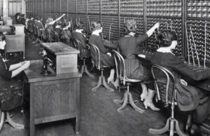 Ngritja dhe rënia e operatorëve telefonikë