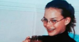 Foto e rrallë nga fëmijëria e Margot Robbie ngjall reagime të shumta
