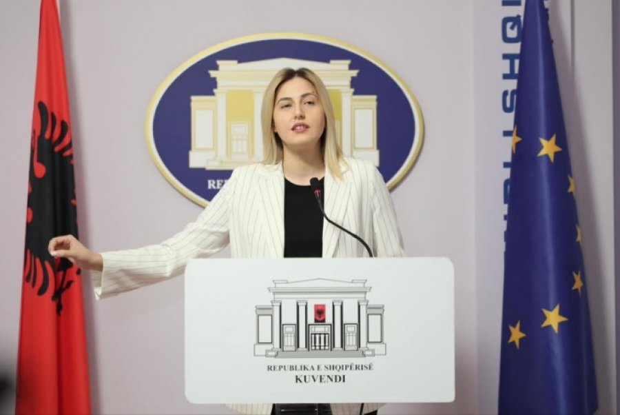 Qsha Ina Zhupa: Ligj me porosi për AADF, shkatërrimi i institucioneve ...