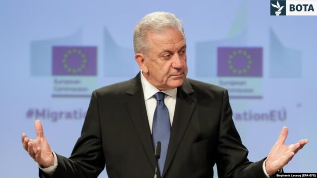 dimitris avramopoulis