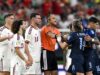 Muslera gabon rëndë, Spanja mposht Uruguain dhe e eliminon nga Botërori