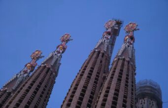Sekretet matematikore të fshehura në zemër të Sagrada Familias së Barcelonës